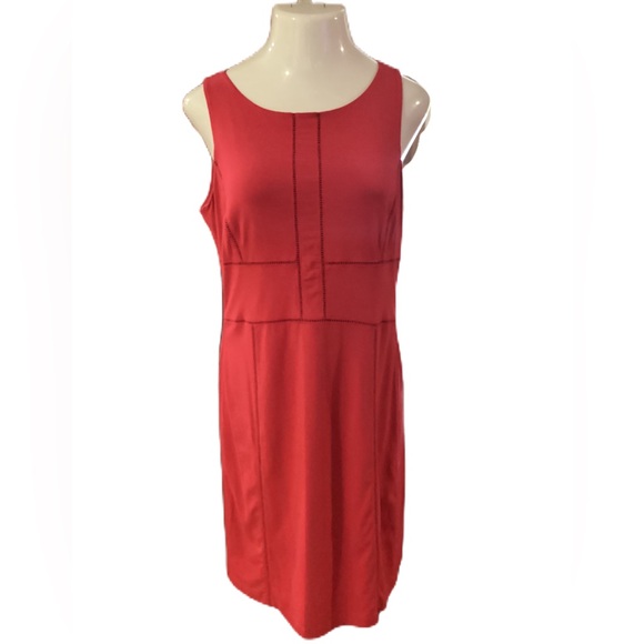 Ann Taylor Dresses & Skirts - Ann Taylor sheath dress. 12